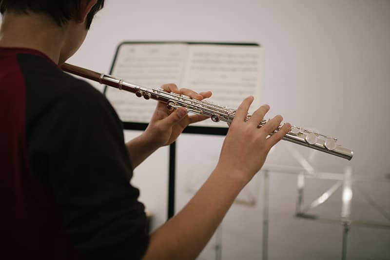 image of flute playing lesson Dublin - Dublin School of Music